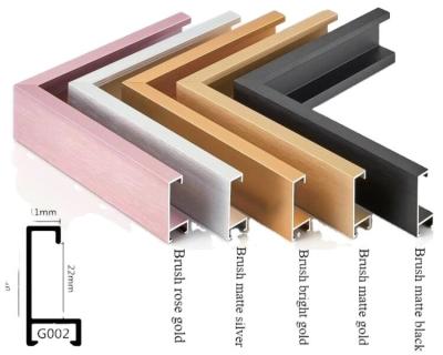 China Mirror and Photo Picture Frames with Aluminum Frame in a Range of Color Alternatives for sale