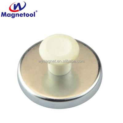 Chine Industrial magnet magnetool D36mm D51mm ferrite button signaling round base cup pot magnet à vendre