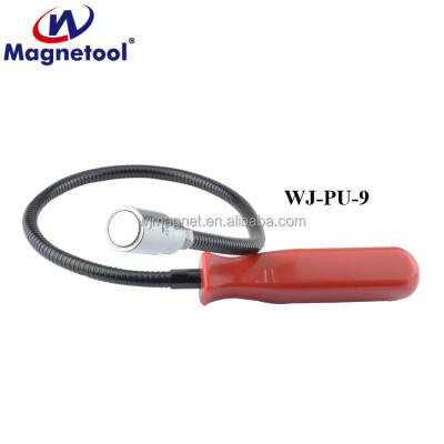 China Wholesale 5lbs Flexible Shaft Magnetic Industrial Magnet Pick Up Tool With LED Light for sale