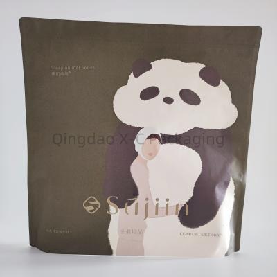 China Customized Tear Resistant Kraft Paper Shopping Bags Custom Size Open Top Closure for sale