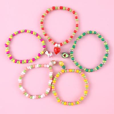 China High Quality Mixed Pineapple Fruit Avocado Strawberry Bracelet Beautiful Pearl Color Pendant Bracelet Set for sale