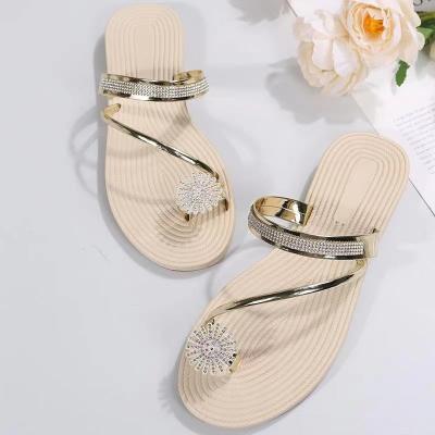 China Fashion Trend Women wear summer new European and American beach sandals rhinestone flat slippers for sale