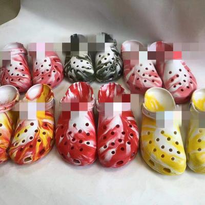 China 2022 New Big Painted Massage Children Kids Cool Comfortable Light, Breathable And Wear-Resistant Two-Wear Beach Shoes for sale