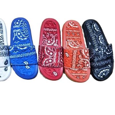 China CUSHIONING 2021 New Wholesale Customization Style Flat Bottom Hot Sandals Shape Cold Anti Slip Head Slippers For Women for sale