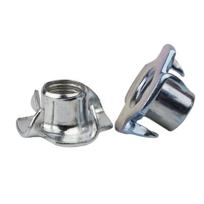 China High Quality Galvanized Steel Grade 4.8 Carbon Steel Tee Nut With Four Claw For Wood Furniture for sale