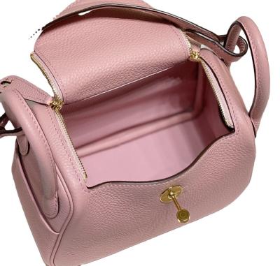 China Fashion Waterproof Shopping Handbags Wholesale Leather Brand Designers Women's Fashion Luxury One Shoulder Women's Crossbody Makeup Bag for sale