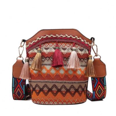 China High quality 2021 summer tribal weave bag purses tote handbags for women lady handbags wholesale fur slips bag sets for sale