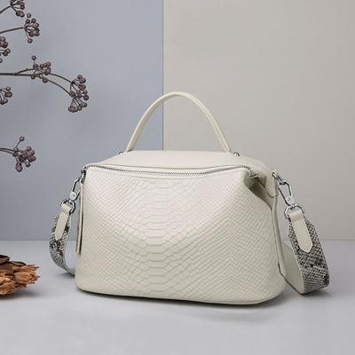 China Others High Quality Designer Snake Pattern Ladies Bags Whip Genuine Leather Cross - Body Women Handbags Grab Boston Bag for sale