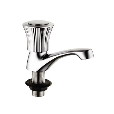 China China Factory Supply Type Bib Water Basin Faucet Chrome Plated for sale