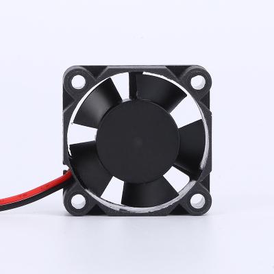 China Hotels 30Mm DC 12V Hard Hat Car Radiator Fan for sale