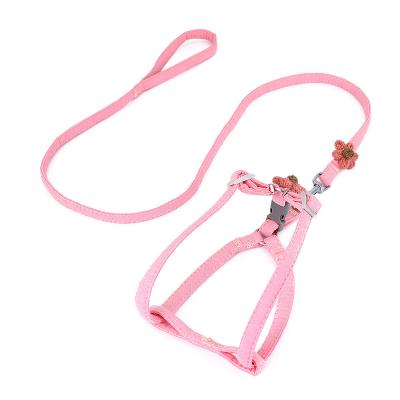 China Viable Adjusted To Prevent Breaking Away Cute Small Pet Chest Harness Flowers Cat Leash Chain Pet Supplies for sale