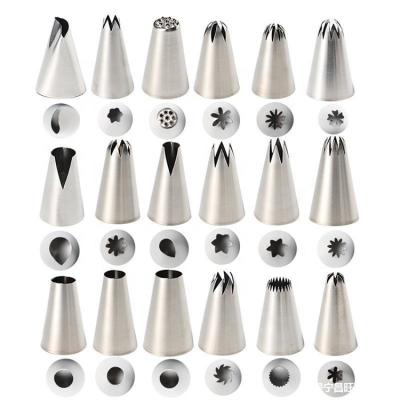 China Viable Factory Direct Fine Polished Stainless Steel Cake Decorating Icing Piping Nozzles Set for sale