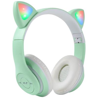 China Headband Kids Cat Ear LED Lights Wireless Headphones With Microphone Overhead For School/Tablet/PC Meeting BT Headphones for sale