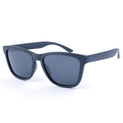 China Hot Selling Polarized Fashion Sunglasses 400 Sun Glasses Summer Lens Shape Sunglasses Man for sale