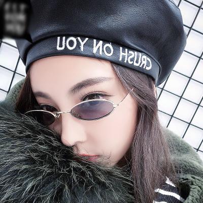 China Retro Shade Fashion Sunglasses Oval Small Shape Sunglasses Unisex Metal Sunglasses for sale