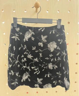 China Knit Velvet EMB Skirt Black for sale