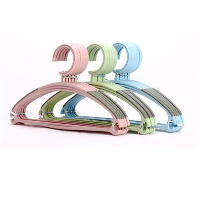 China SHOW UP Plastic Child Children's Bulk Luxury Kids Hangers Coat Hanger for sale