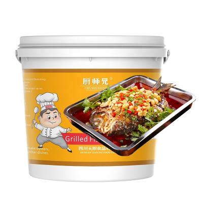 China Pickled Tianchu 1kg Garlic Flavor Chinese Chongqing Grilled Fish Spicy Flavors Condiment Sauce Garlic Flavor Spicy Fish Seasoning for sale