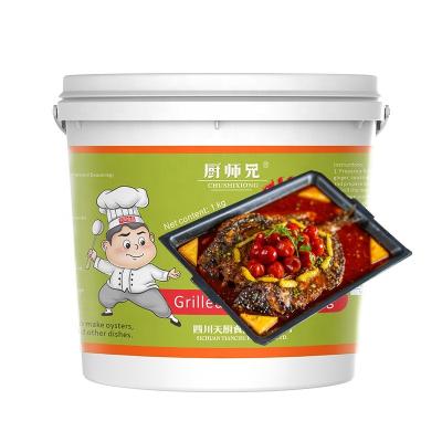 China Pickled Tianchu 1kg Commercial Chinese Wanzhou Grilled Fish Sauce Seasoning Grilled Fish Pickled Pepper Flavor Fish Seasoning for sale