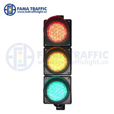 China Plastic PC Traffic Light PC Housing 100mm RYG LED Anti-UV Led Traffic Light for sale