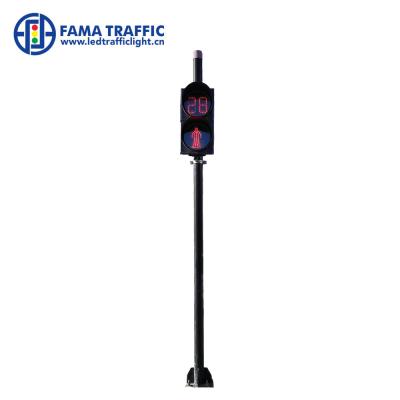 China PC Plastic Anti-UV Traffic Pole Signal Light Pole 3.5M Single Cylindrical Lighting Pole for sale