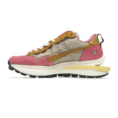 China Cushioning Pink Mesh Fur Casual Shoes Fashion Jogging Shoes for sale