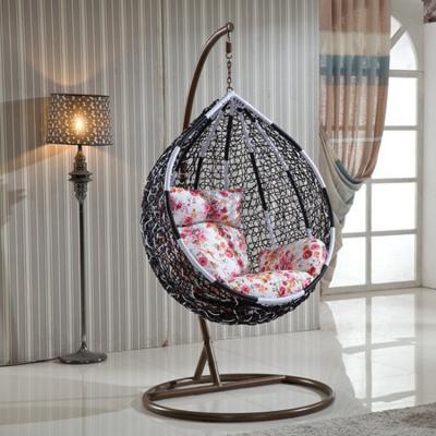 China Contemporary Outdoor Indoor Outdoor Indoor Patio Swing Hotel Chair Metal Rattan Egg Wicker Hanging Swing Chair With Stand for sale