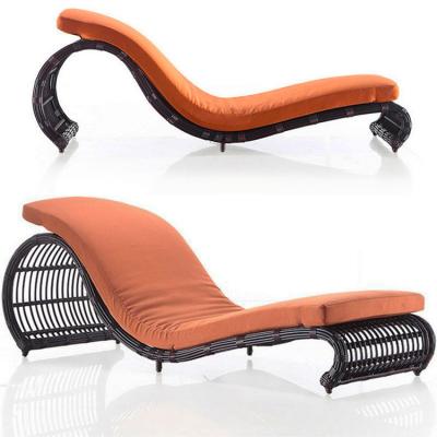 China Wicker Chaise Lounge Chair Sun Bed Lounger Hotel Patio Beach Seaside Chaise Lounge Chair Bed Swimming Pool Modern Outdoor Rattan Side Chair for sale