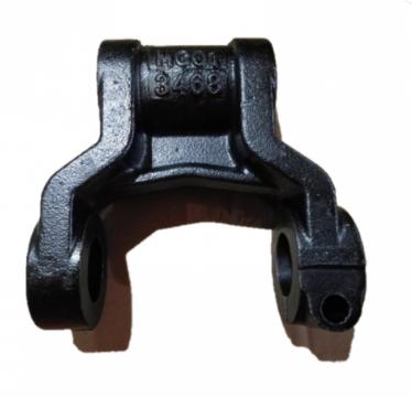 China For ISUZU Truck MC013467/MC013468 Mitsubishi T805/6D22 FUSO Canter Truck Suspension Front Spring Shackle Parts for sale