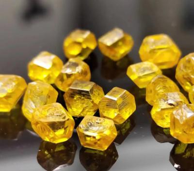 Chine light or dark yellow lab grown diamond  fancy yellow uncut rough diamond HPHT raw material stone à vendre