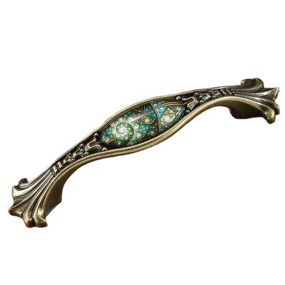 China Contemporary Light Luxury Solid Wood Wardrobe Cupboard Door Handle for sale