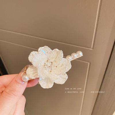 China Good Quality Fashion Fairy Women Hair Clip Flower Crystal Acrylic Hair Pins Beads for sale