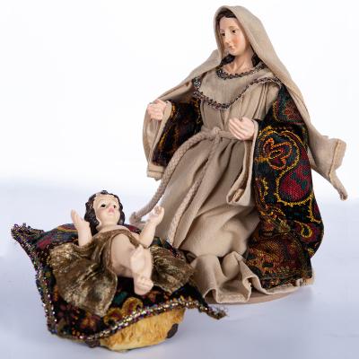 China Europe Abigail China Wholesale Great Nativity Set Holy Christmas Figurines Family Statue Cloth Resin Crafts For Kids Figurine for sale