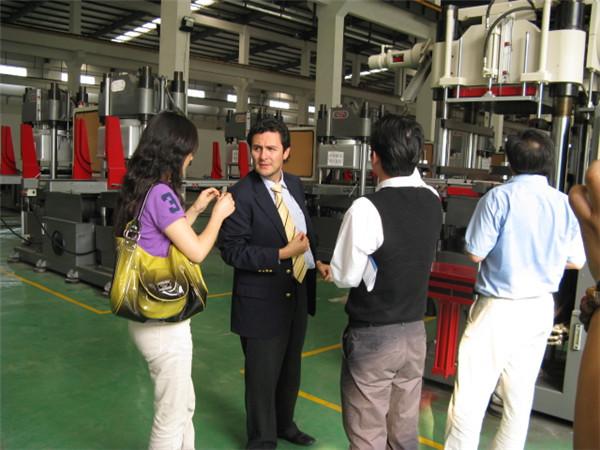 Geverifieerde leverancier in China: - Dongguan Maixiang Rubber Machinery Co.,Ltd.