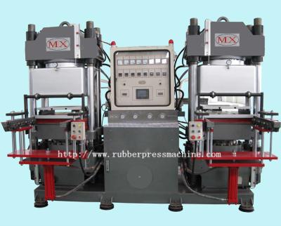 China Compensação automática da pressão do Vulcanizer de borracha da máquina de molde da compressão da injeção à venda