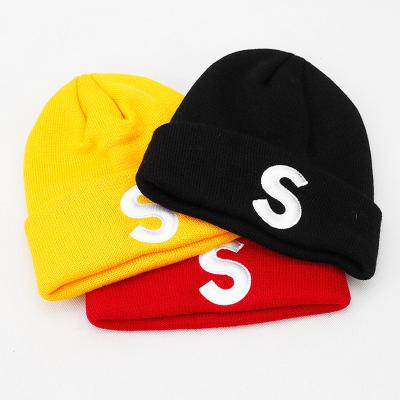 China COMMON MADE IN CHINA Wholesale Winter Beanies Hat Cheap Plain OEM for sale