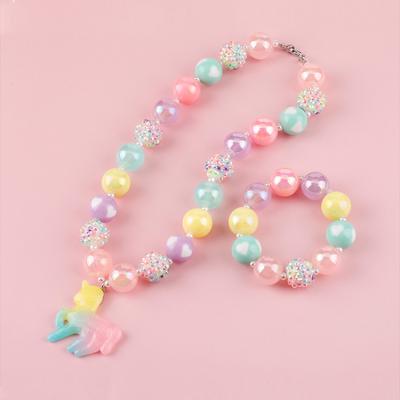 China Wholesale Color Pony Unicorn Pearl Necklace Jewelry Set Customized Cute Acrylic Bead Bracelet Manufacturer New for sale