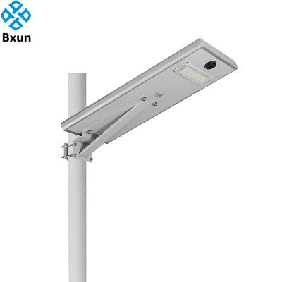 China HIGHLIGHT 60W outdoor 80W 100W 120W 150W 180W 200W ROAD waterproof ip66 led solar street light for sale