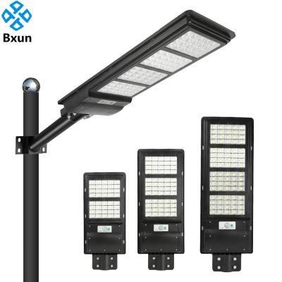 China High quality outdoor smart ROAD sensor ip65 system road lighting 100W 200W 300W 400W 500W led all-in-one solar street light for sale