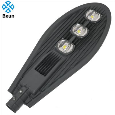 China Wide Illumination Area 50W 100W 150W 200W 300W COB Aluminum Alloy ip65 Road Street Light Outdoor Waterproof LED Street Light for sale