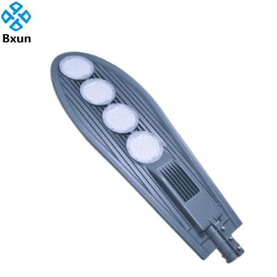 China Wide illumination area outdoor ip65 led light 50W 100W 150W 200W road lighting street lamp for sale