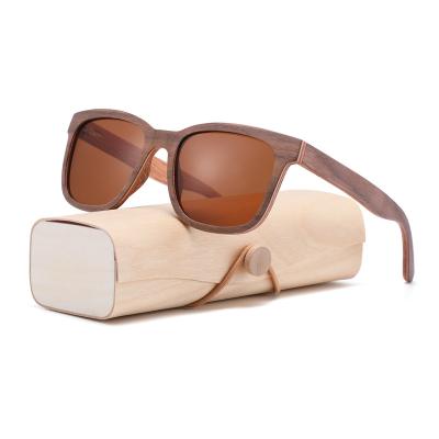 China Fashion Sunglasses Brand Glasses Oculos de sol Retro Fashion Wooden Sun Designer Bamboo Wooden Women Mens Sunglasses for sale