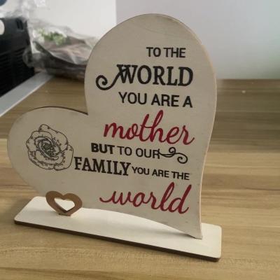 China 2022 New Mothers Day Decoration Plastic Wooden Mother You Are The World Mother's Day Gift Decoration for sale