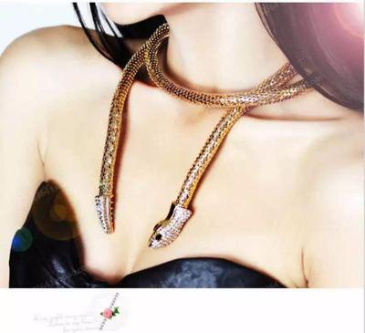 China New Hiphop Fashion Snake Chain Necklace Gold Silver Personalized Diamond Chains for sale