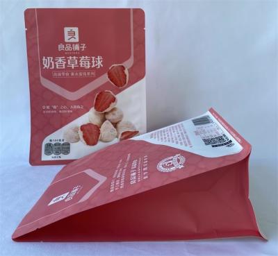 Cina Matt Varnish Custom Stand Up Pouches 100 Microns Waterproof For Snacks in vendita