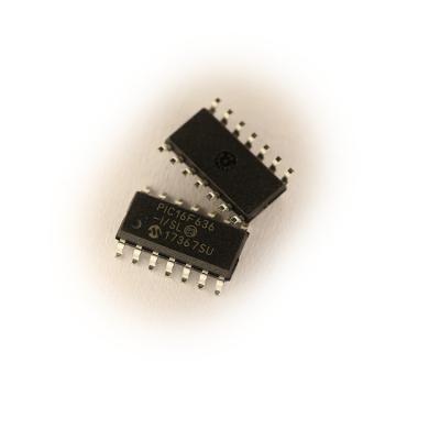 China New original PIC16F636-I/SL Standard Microcontroller IC 8 Bit 20MHz 3.5KB SOIC-14 Flash IC 128B RAM for sale