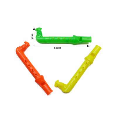 China Innovative Hot Sales Cheap Plastic Mini Toy Horn Whistle For Kids Mini Capsule Toys Funny Toys for sale