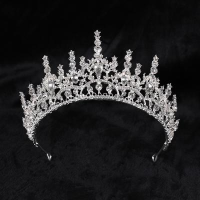 China Elegant Wedding Alloy Tiaras And Bridal Crown Tiaras for sale