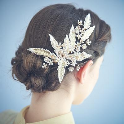 China Bridal Crystal Rhinestone Diamante Flower Wedding Hair Clip Women Girls Hair Accessories Eco-friendly Women for sale