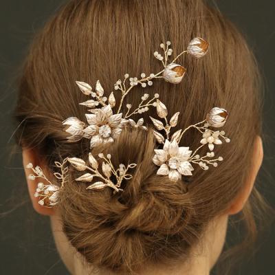 China Popular Handmade Color Women's Gold Flower Hair Accessories Bridal Wedding Party Fashion Decorative Hairpins for sale